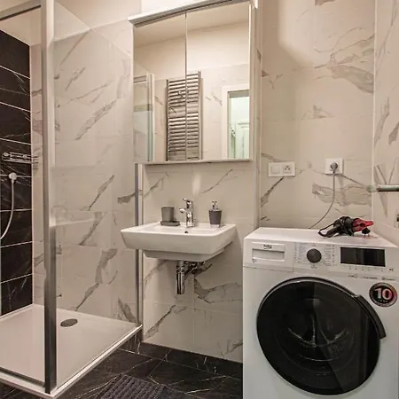 Stylish Apartment In Prague Best Gastronomic Area Exterior photo