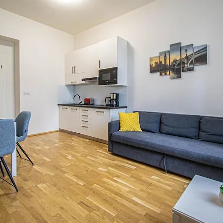 Stylish Apartment In Prague Best Gastronomic Area Exterior photo